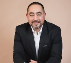 Carlos De Leon